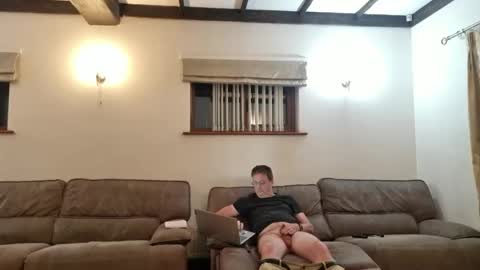 johnathan_stuart33 online show from 05.31.26