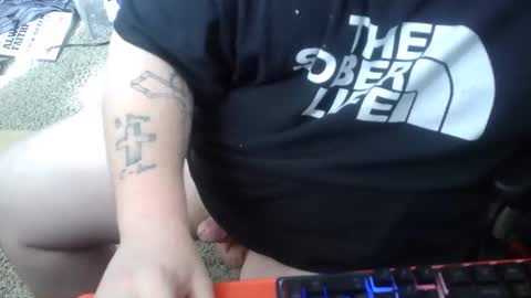 Snapshot of johnf23762458 chatting on 03.25.26 johnf23762458 online show from 03.25.26