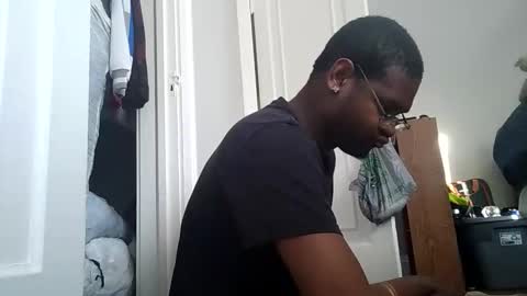 Snapshot of johnjohn6789840055 chatting on 09.30.25 John online show from 09.30.25