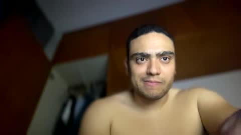 Snapshot of johnjow10 chatting on 02.11.25 JOHN online show from 02.11.25