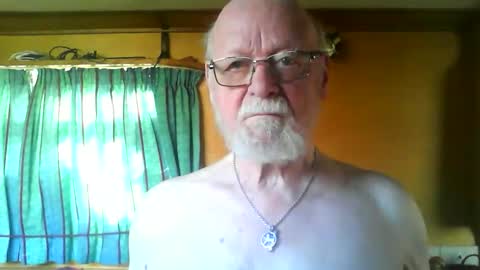 johnjuly1948 online show from 04.19.26