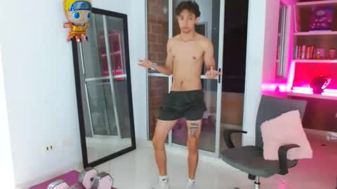 John Layton Independent Model online show from 03.13.26