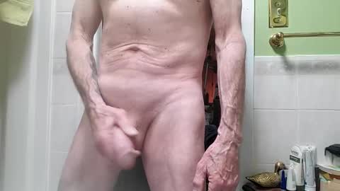 Snapshot of johnlong71 chatting on 01.11.25 johnlong71 online show from 01.11.25