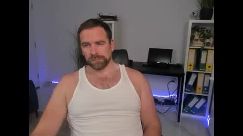 johnnydough82 online show from 12.01.25