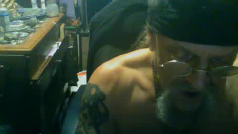 johnnyshung1 online show from 11.23.25