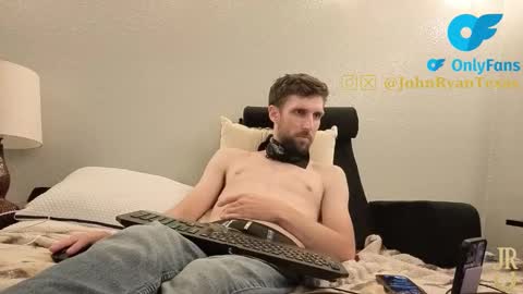 Snapshot of johnryantexas chatting on 11.18.25 Give John Ryan A Thumbs Up online show from 11.18.25