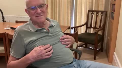 Snapshot of johnsenior41 chatting on 10.13.25 johnsenior41 online show from 10.13.25