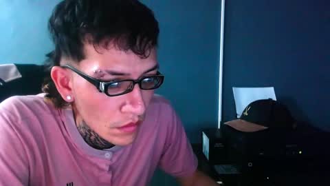 Snapshot of johnsonisaac94_ chatting on 12.01.24 johnsonisaac94  online show from 12.01.24