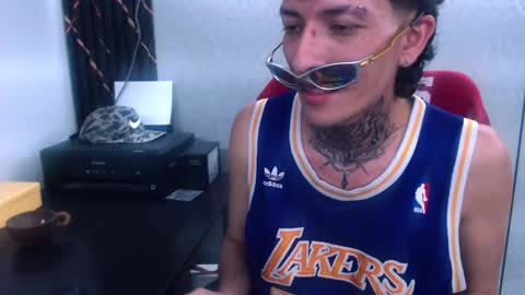 Snapshot of johnsonisaac94_ chatting on 02.05.25 johnsonisaac94  online show from 02.05.25