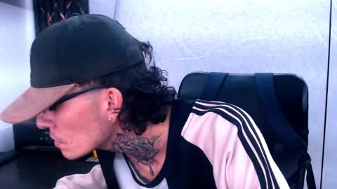 Snapshot of johnsonisaac94_ chatting on 02.09.25 johnsonisaac94  online show from 02.09.25