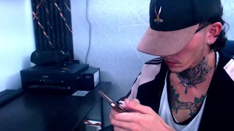 Snapshot of johnsonisaac94_ chatting on 02.09.25 johnsonisaac94  online show from 02.09.25