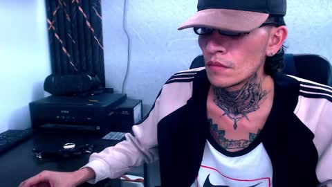 Snapshot of johnsonisaac94_ chatting on 02.09.25 johnsonisaac94  online show from 02.09.25