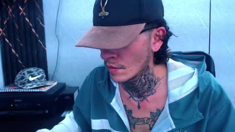 Snapshot of johnsonisaac94_ chatting on 02.13.25 johnsonisaac94  online show from 02.13.25