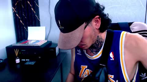 Snapshot of johnsonisaac94_ chatting on 02.21.25 johnsonisaac94  online show from 02.21.25