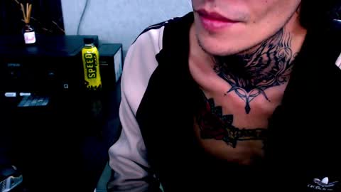 Snapshot of johnsonisaac94_ chatting on 02.22.25 johnsonisaac94  online show from 02.22.25