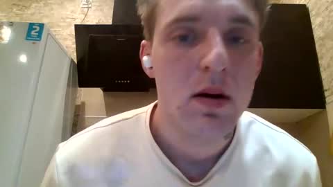 Snapshot of johny_hurdman27 chatting on 12.12.24 johny27 online show from 12.12.24