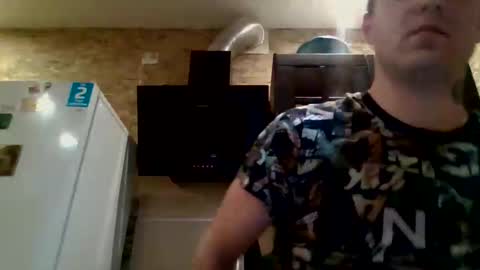 Snapshot of johny_hurdman27 chatting on 10.17.25 johny27 online show from 10.17.25