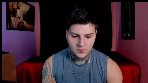 Snapshot of johny_multicum chatting on 11.23.25 Johny online show from 11.23.25