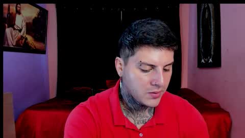 Snapshot of johny_multicum chatting on 11.24.25 Johny online show from 11.24.25