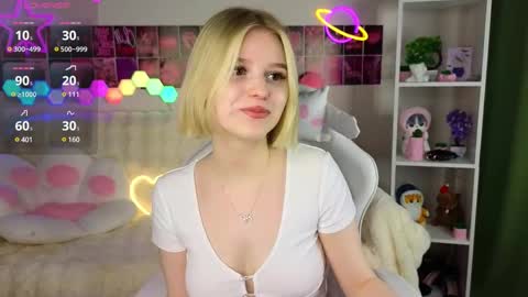 Snapshot of joice_queen chatting on 02.26.25 Paula online show from 02.26.25