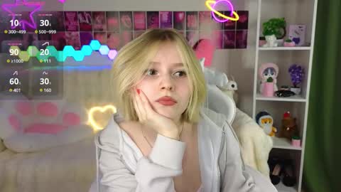 Snapshot of joice_queen chatting on 03.01.25 Paula online show from 03.01.25