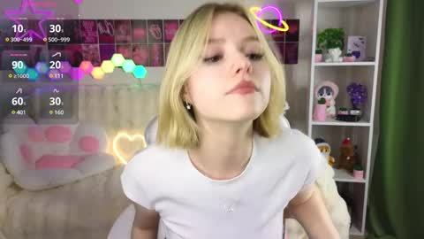 Snapshot of joice_queen chatting on 03.12.25 Paula online show from 03.12.25