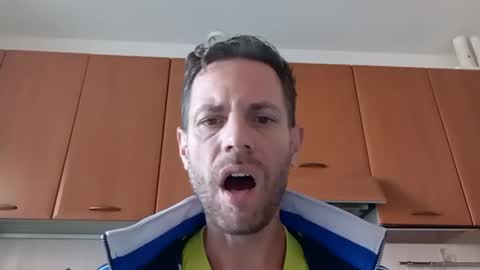 Snapshot of jojo19844 chatting on 11.05.25 jojo19844 online show from 11.05.25