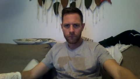 Snapshot of jojo19844 chatting on 12.01.25 jojo19844 online show from 12.01.25