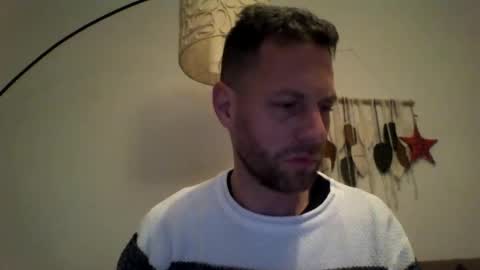 Snapshot of jojo19844 chatting on 12.14.25 jojo19844 online show from 12.14.25