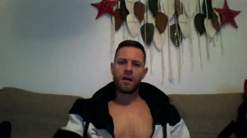 Snapshot of jojo19844 chatting on 12.15.25 jojo19844 online show from 12.15.25