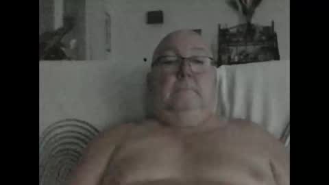 Snapshot of jojo60000529566 chatting on 12.04.24 jojo60000529566 online show from 12.04.24