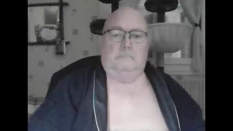 Snapshot of jojo60000529566 chatting on 12.04.24 jojo60000529566 online show from 12.04.24