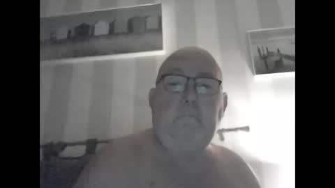 Snapshot of jojo60000529566 chatting on 12.18.24 jojo60000529566 online show from 12.18.24