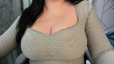 Jolene online show from 01.01.25