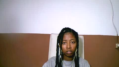 Snapshot of joliekah27 chatting on 02.20.25 joliekah27 online show from 02.20.25