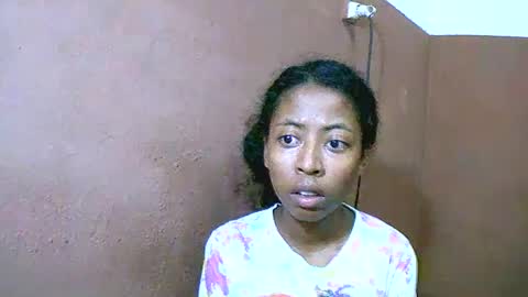 Snapshot of joliekah27 chatting on 03.05.25 joliekah27 online show from 03.05.25