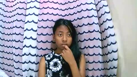 Snapshot of joliekah27 chatting on 09.14.25 joliekah27 online show from 09.14.25