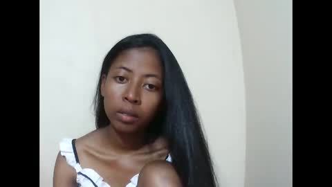 joliekah27 online show from 12.13.25