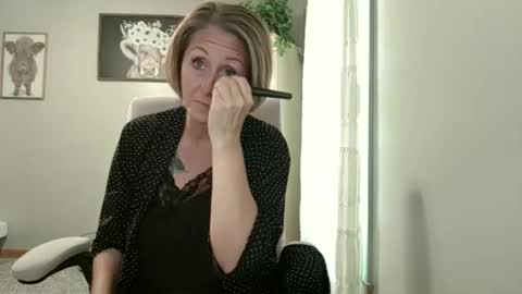 Jolie online show from 10.03.25