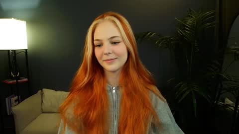 Polly  online show from 03.08.25