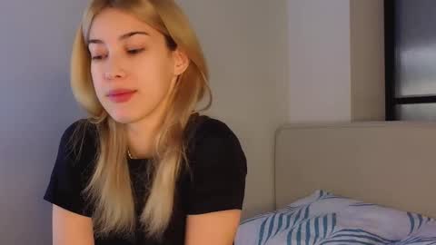 Viola online show from 11.23.25