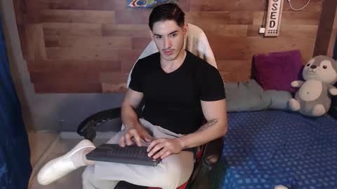 jonathancast08 online show from 12.16.25