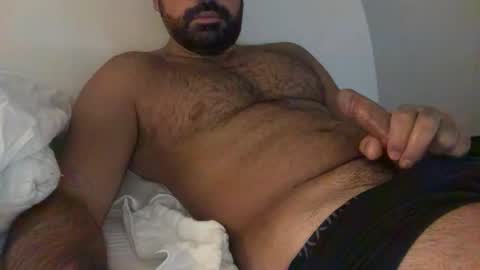 Snapshot of jonathansmitherson96 chatting on 10.31.25 jonathansmitherson96 online show from 10.31.25