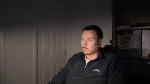 Snapshot of jonjlee2001 chatting on 03.01.26 Jon online show from 03.01.26