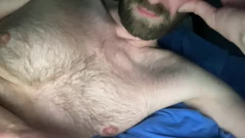 Snapshot of jonn921 chatting on 12.04.25 jonn921 online show from 12.04.25