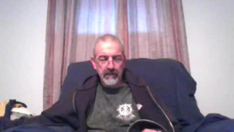 Snapshot of jony_five chatting on 12.08.24 Jon online show from 12.08.24