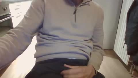 Snapshot of jop55 chatting on 10.27.25 Jop55 online show from 10.27.25