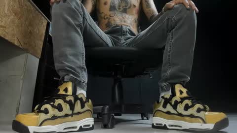 Snapshot of jordan33blake chatting on 01.25.25 jordan33blake online show from 01.25.25