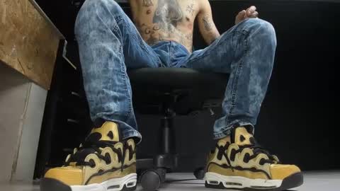 Snapshot of jordan33blake chatting on 01.31.25 jordan33blake online show from 01.31.25