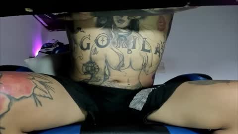 Snapshot of jordan33blake chatting on 10.23.25 jordan33blake online show from 10.23.25